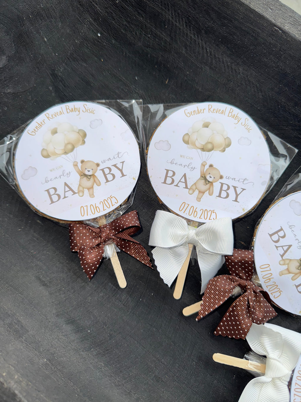 Bloom caramel bow